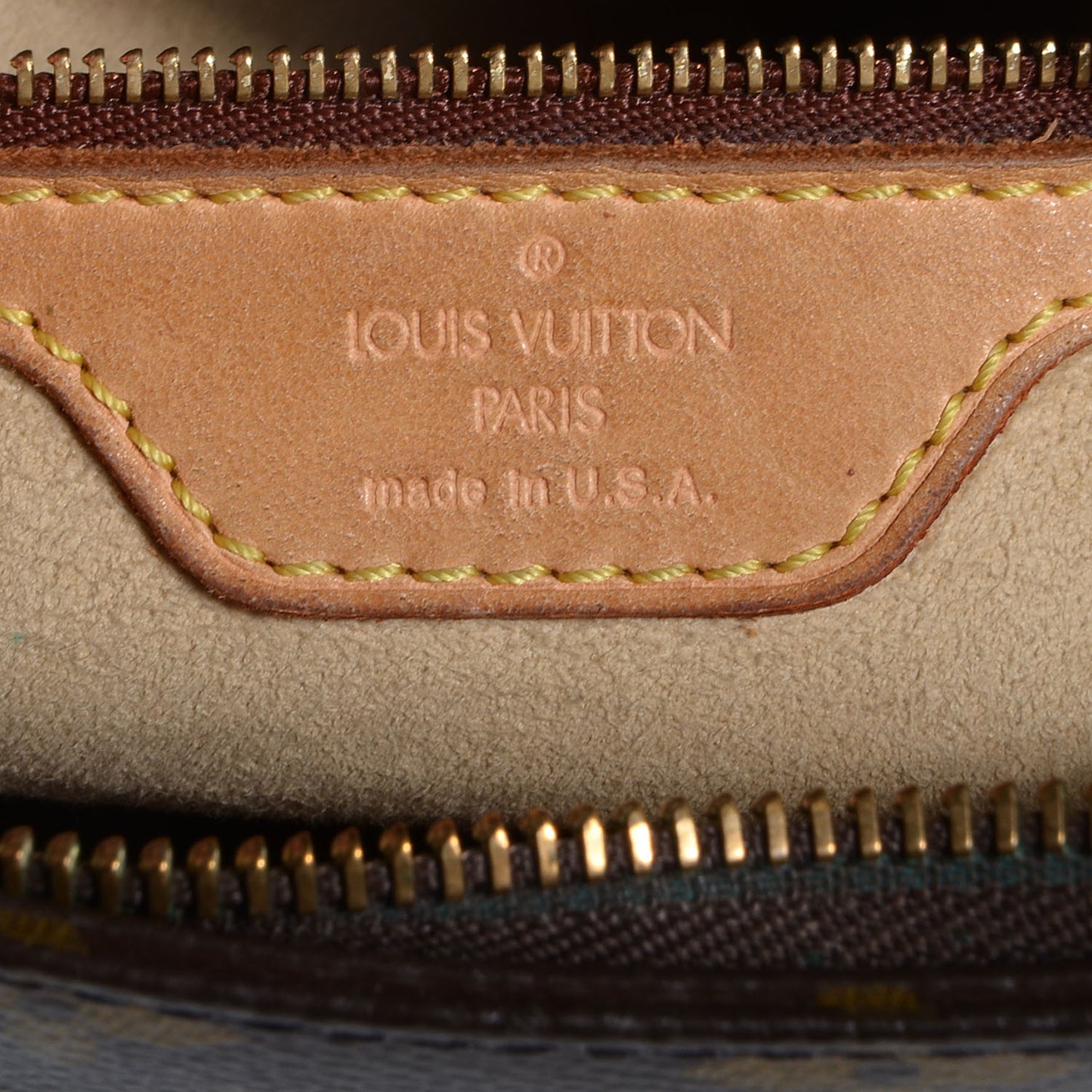 Monogram Looping MM