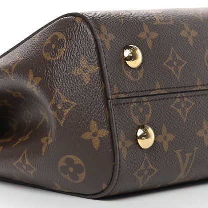 Louis Vuitton Monogram Cluny MM 8 of 10