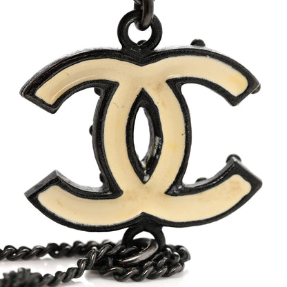 Chanel Pearl CC Pendant Necklace Ruthenium Grey 7 of 9