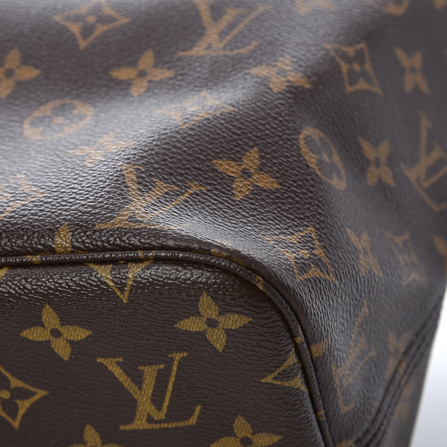 Louis Vuitton Monogram Neverfull MM 13 of 14