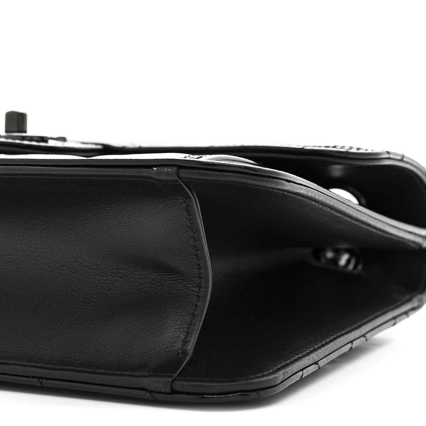 Shiny Crumpled Calfskin Quilted Large Double You Flap So Black