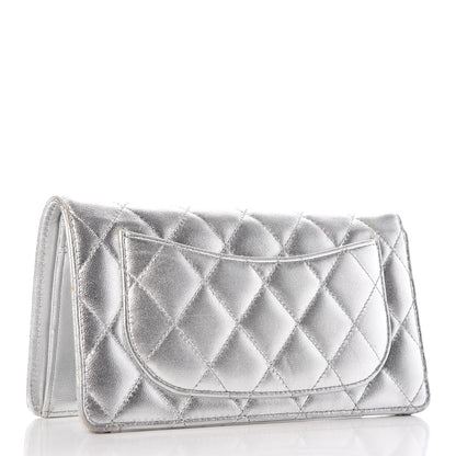 Chanel Metallic Lambskin Quilted Yen Wallet Silver 3 of 19