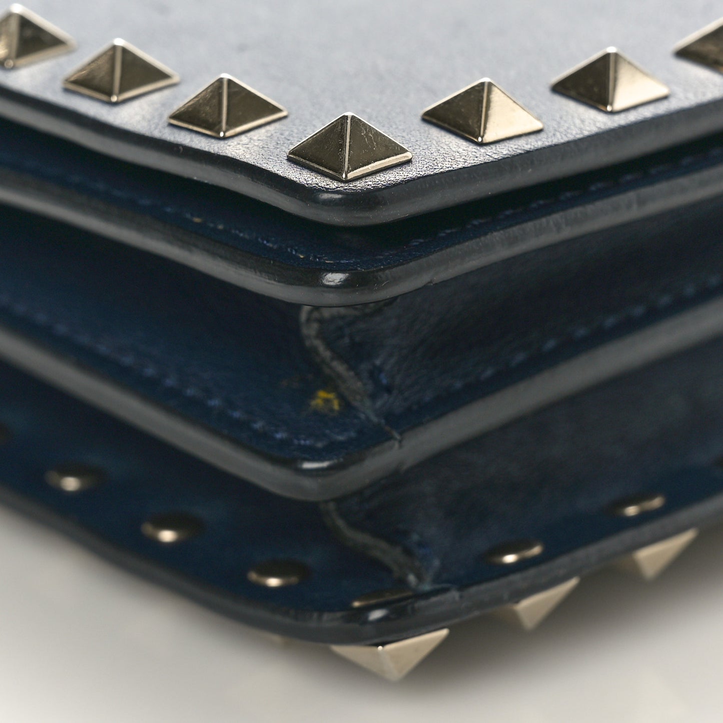 Calfskin Rockstud Wallet on Chain Marine