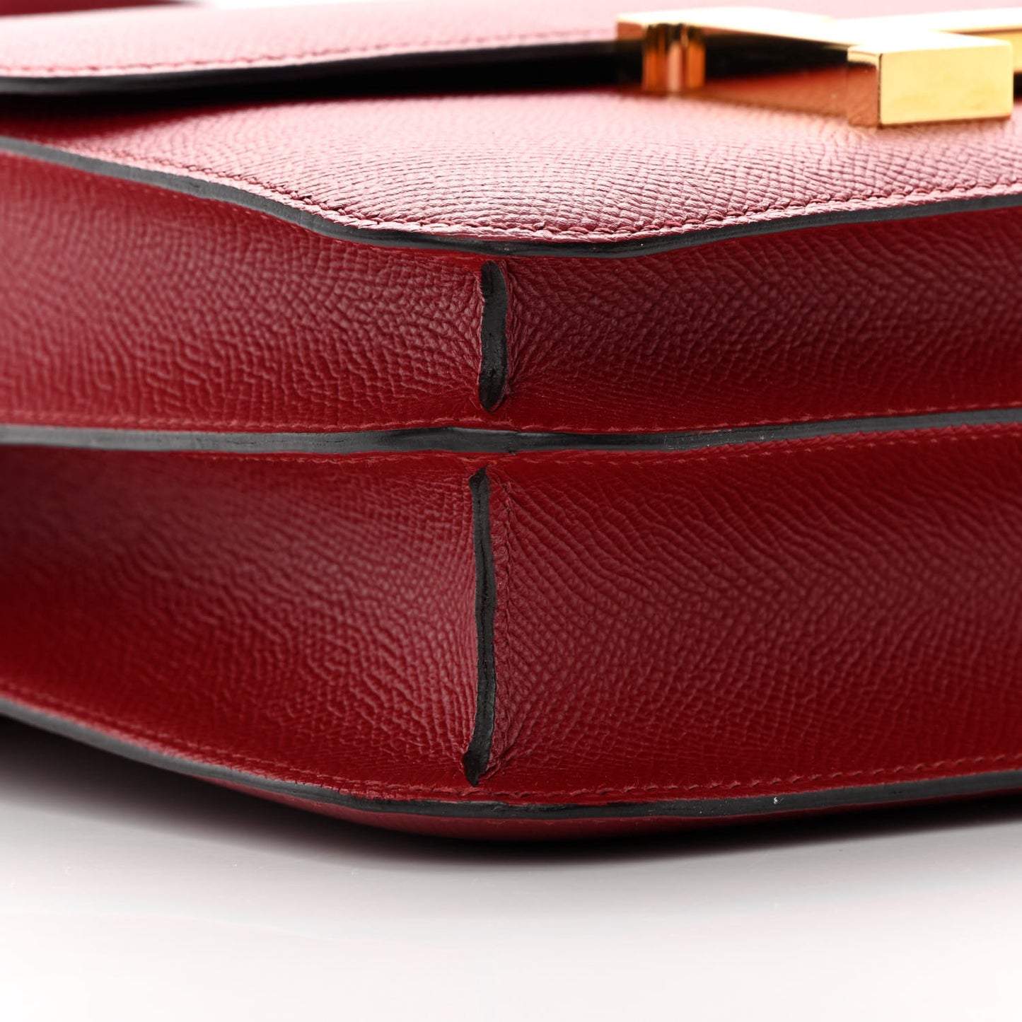 Epsom Constance 24 Rouge Grenat