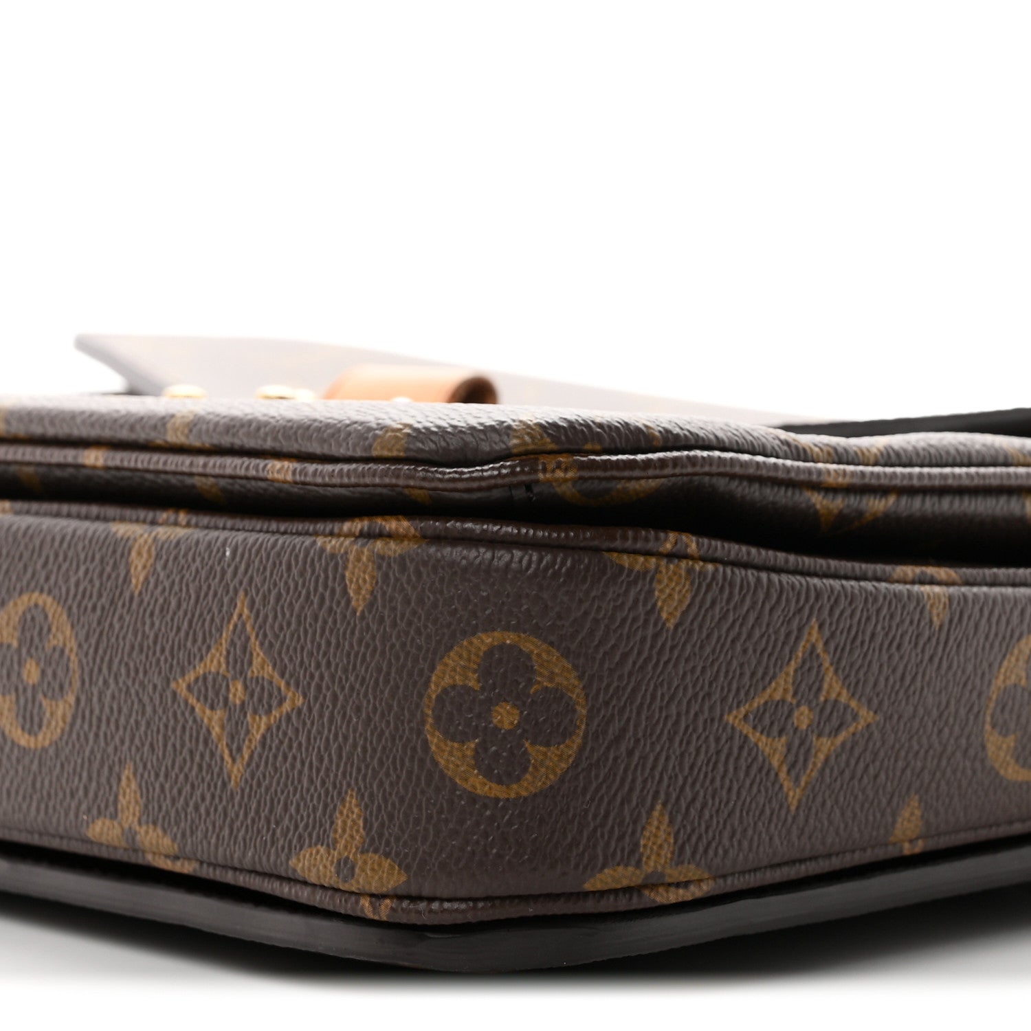 Louis Vuitton Monogram Pochette Metis 8 of 8
