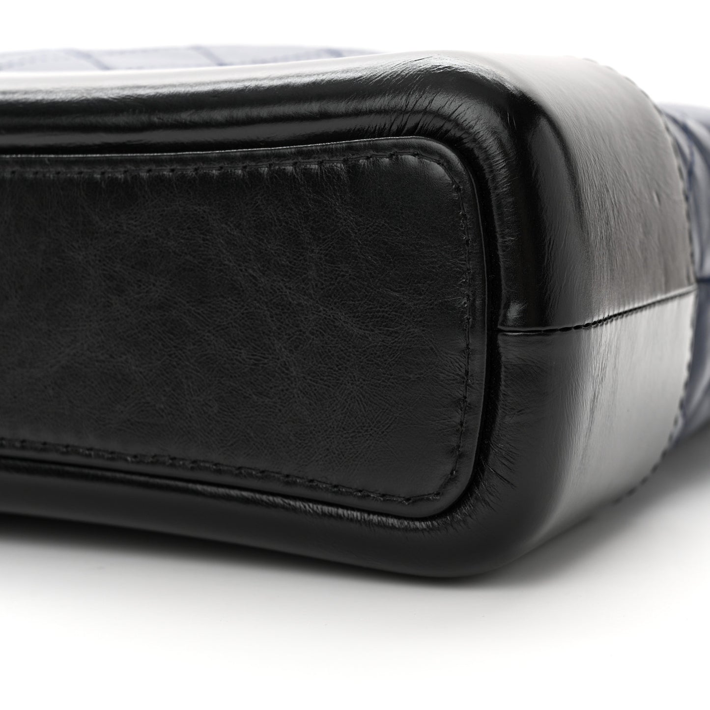 Aged Calfskin Quilted Medium Gabrielle Hobo Navy Black