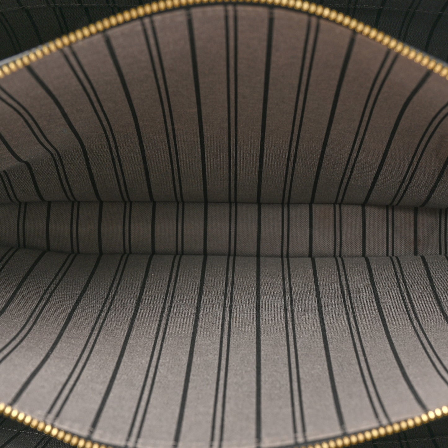 Empreinte Montaigne GM Black