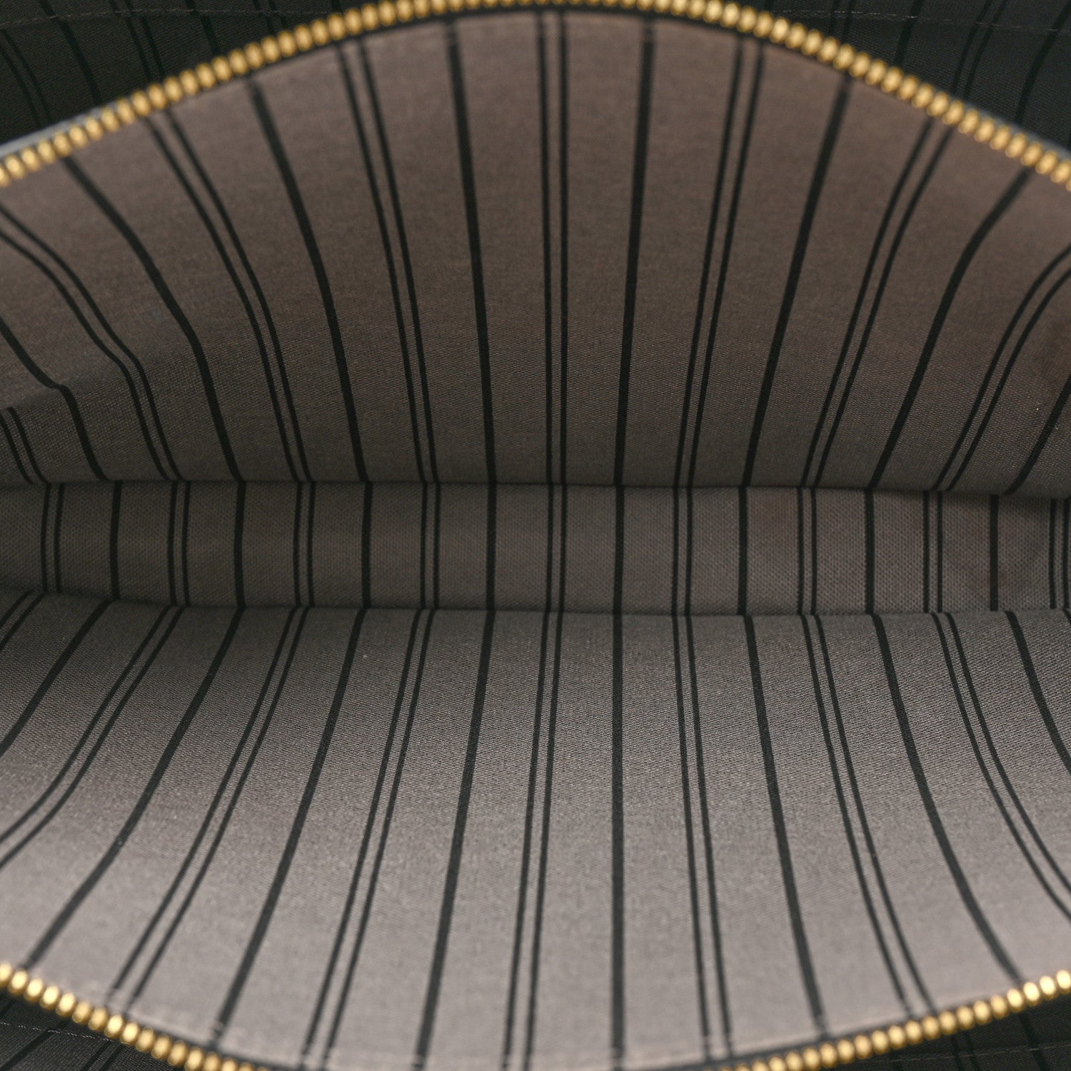 Louis Vuitton Empreinte Montaigne GM Black 6 of 11