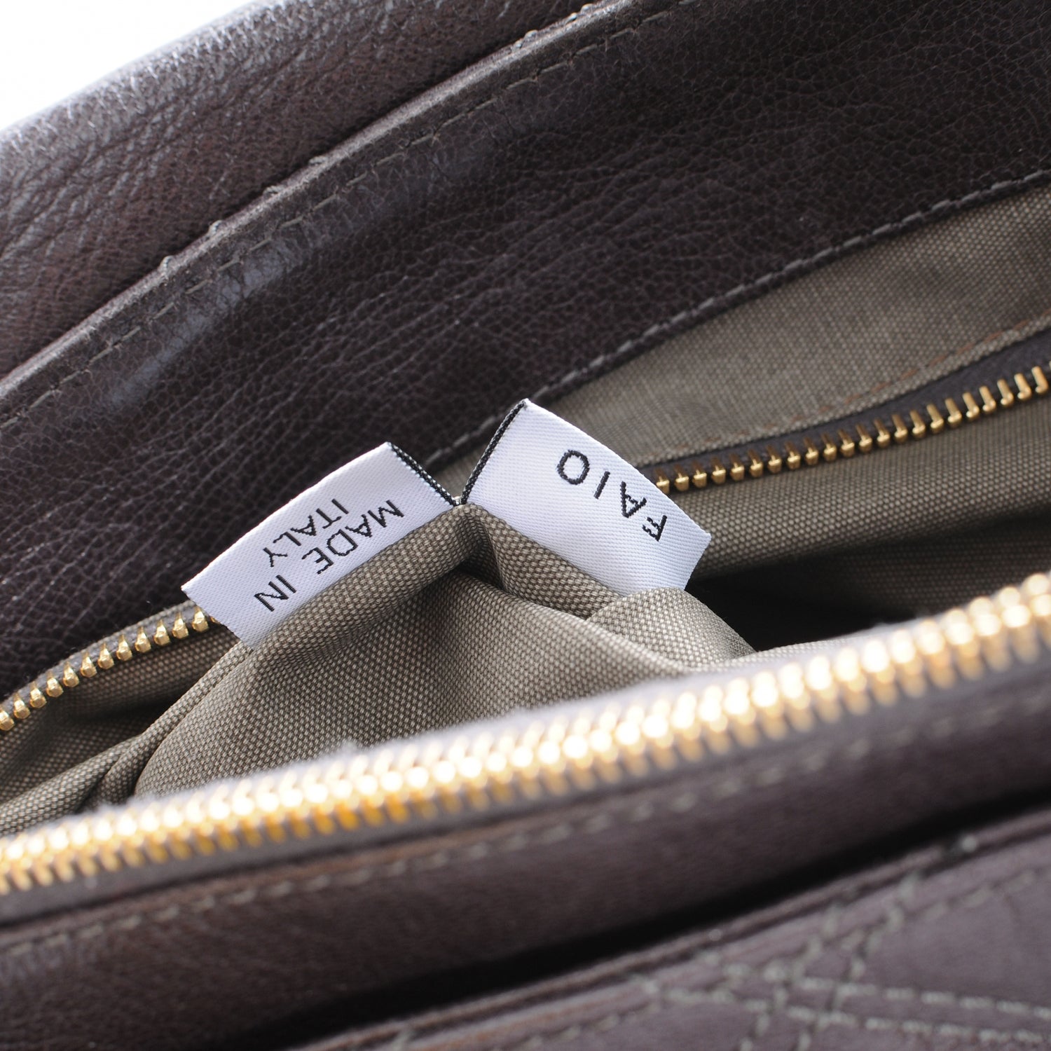 Marc Jacobs Leather Quilted The XL Single Shoulder Bag Dark Grey 7 of 7