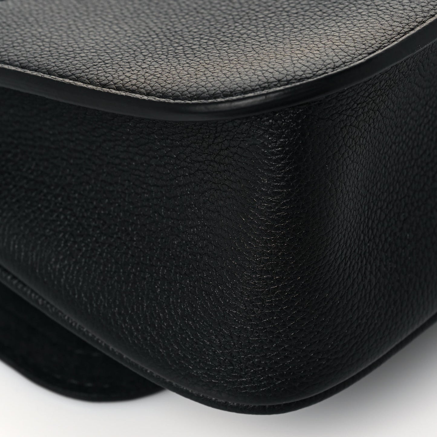 Grained Calfskin Lockme Chain Bag PM Black