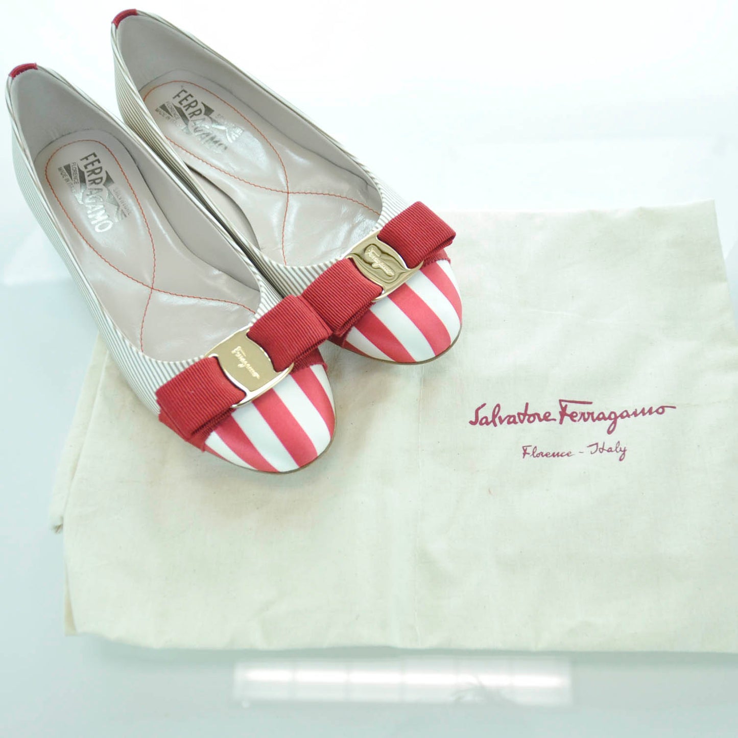 SALVATOREFERRAGAMOSetaSatinStripedVaraBowFlats5.5