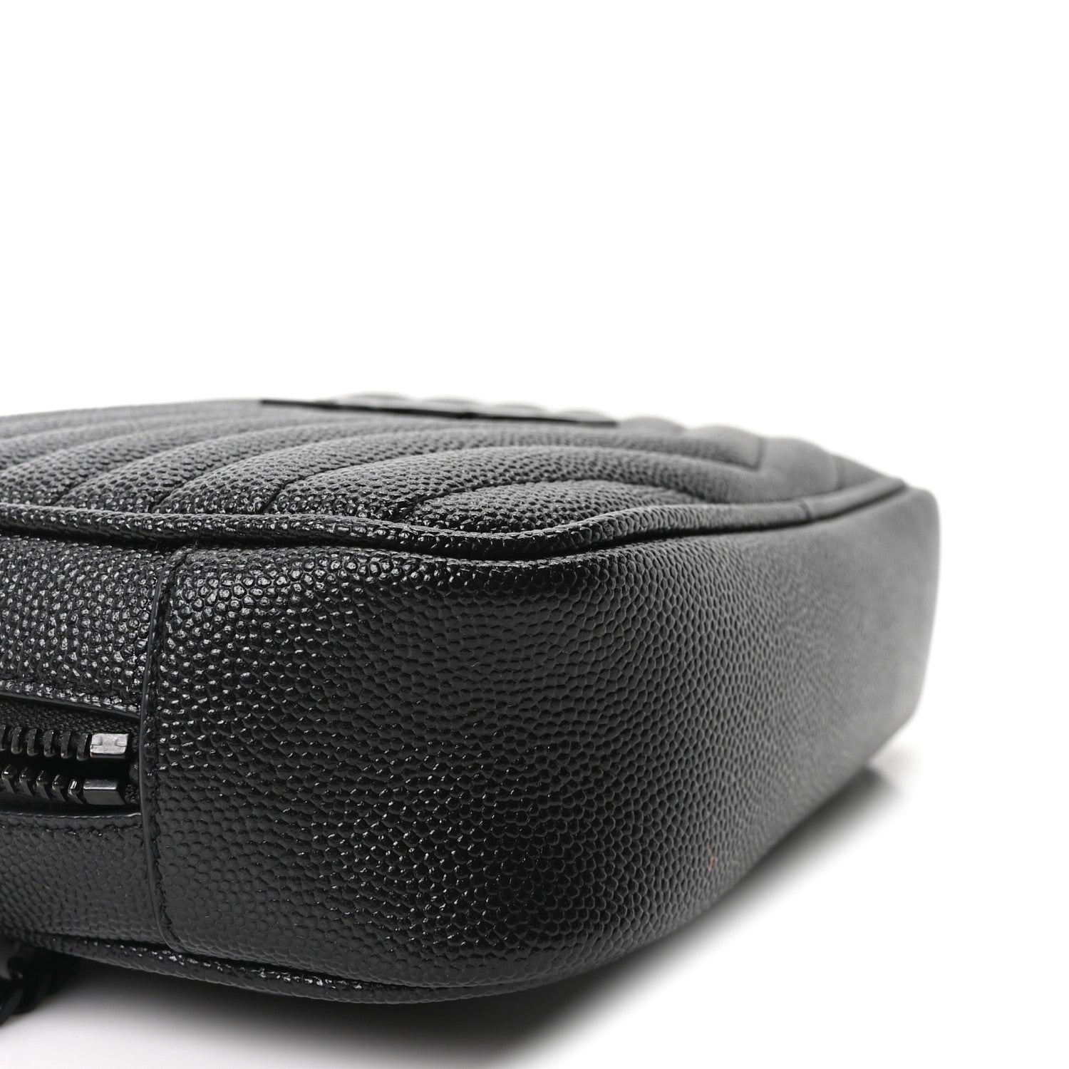 Saint Laurent Grain De Poudre Matelasse Monochrome Monogram Mini Lou Camera Bag Black 10 of 11