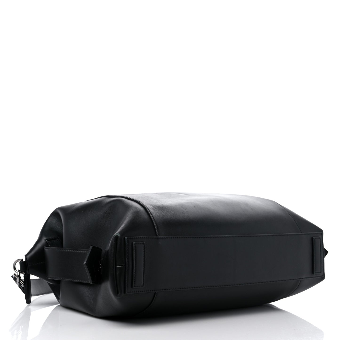 Smooth Calfskin Medium Soft Antigona Black