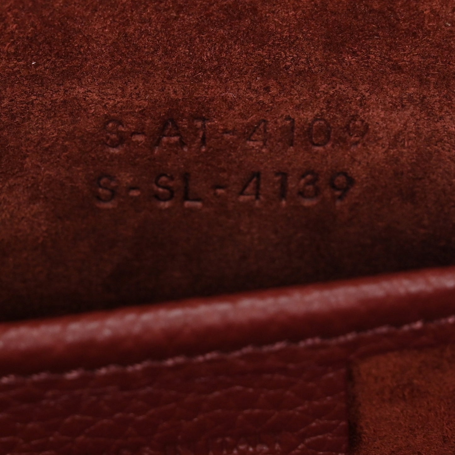 Drummed Calfskin Nano Luggage Grenat