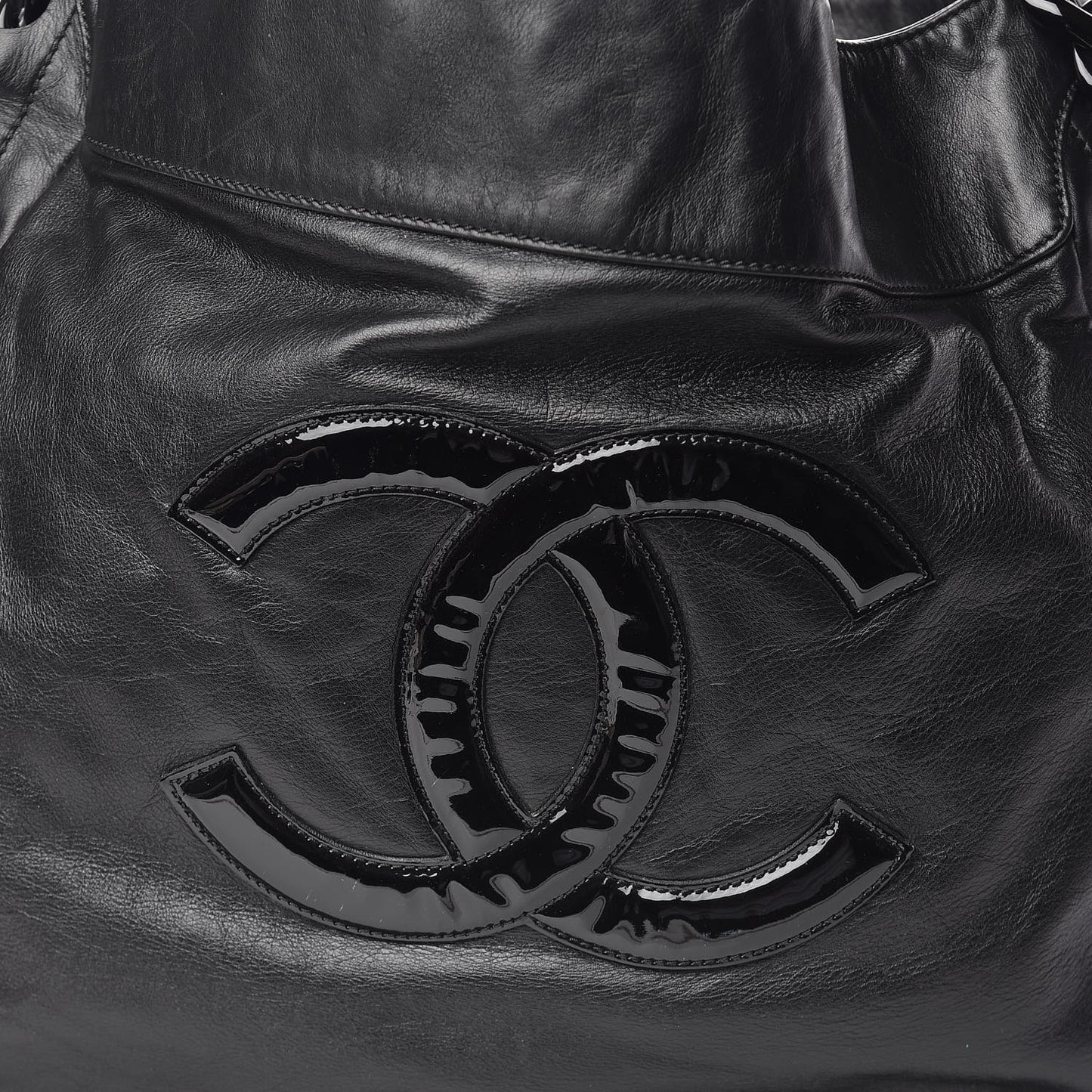 Calfskin Modern Chain Rhodoid Hobo Black