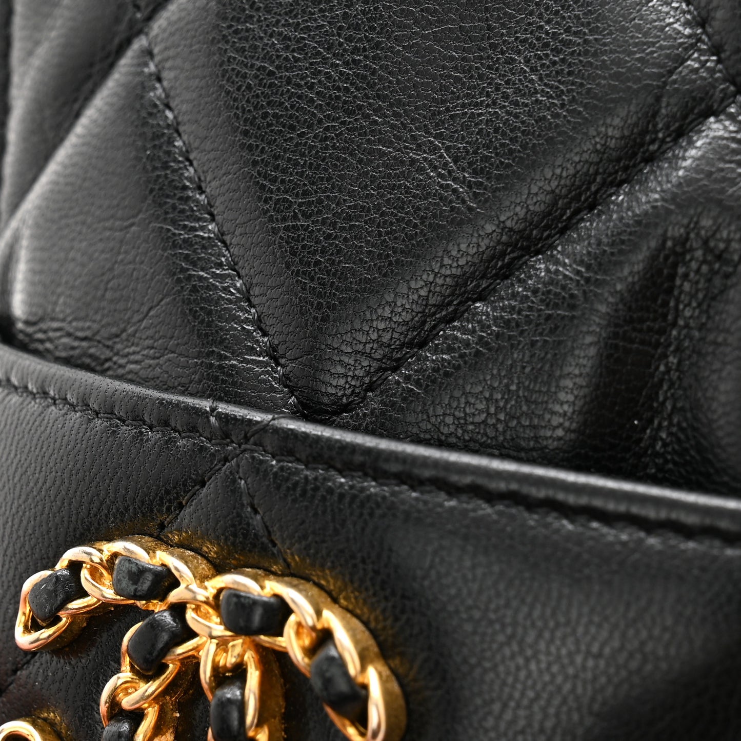 Lambskin Quilted Chanel 19 Phone and Card Holder Black