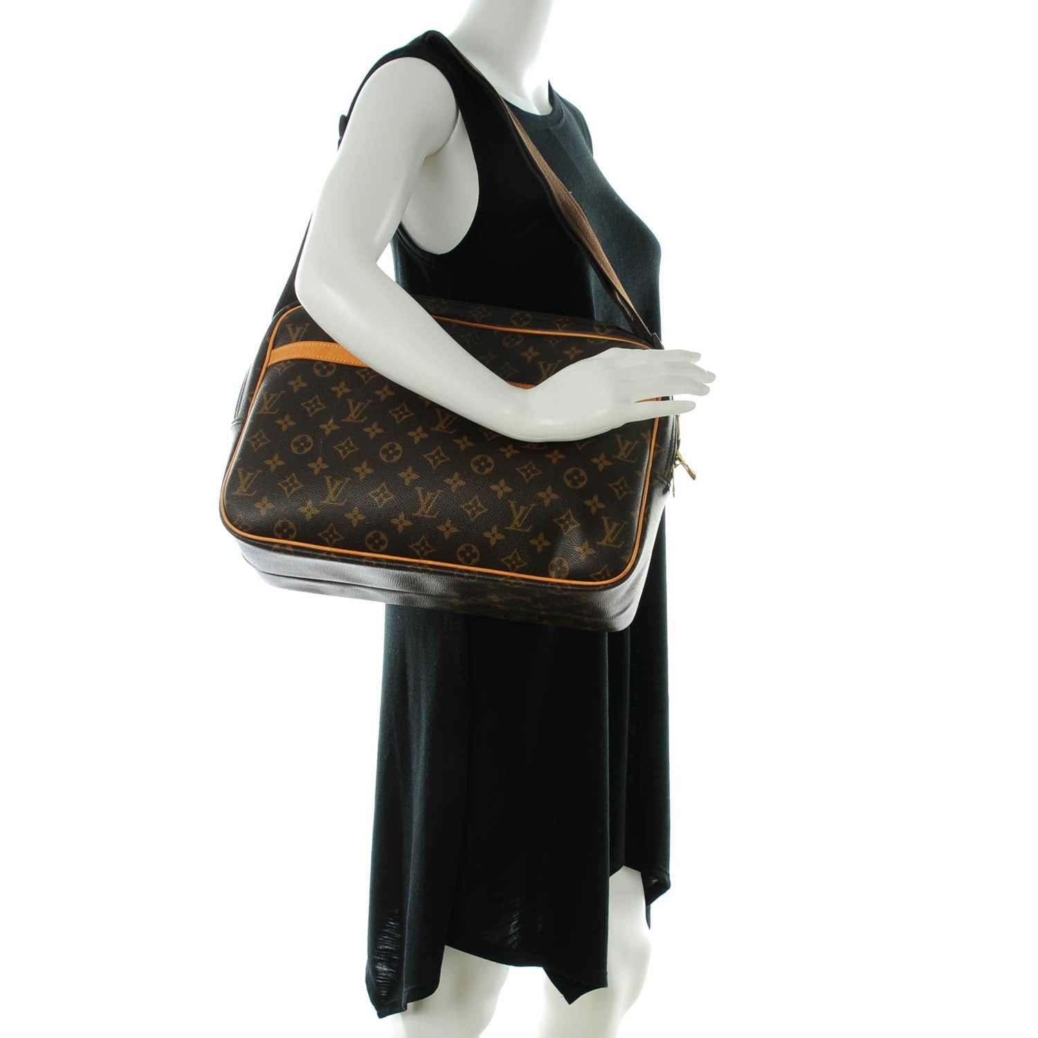Louis Vuitton Monogram Reporter GM 2 of 7