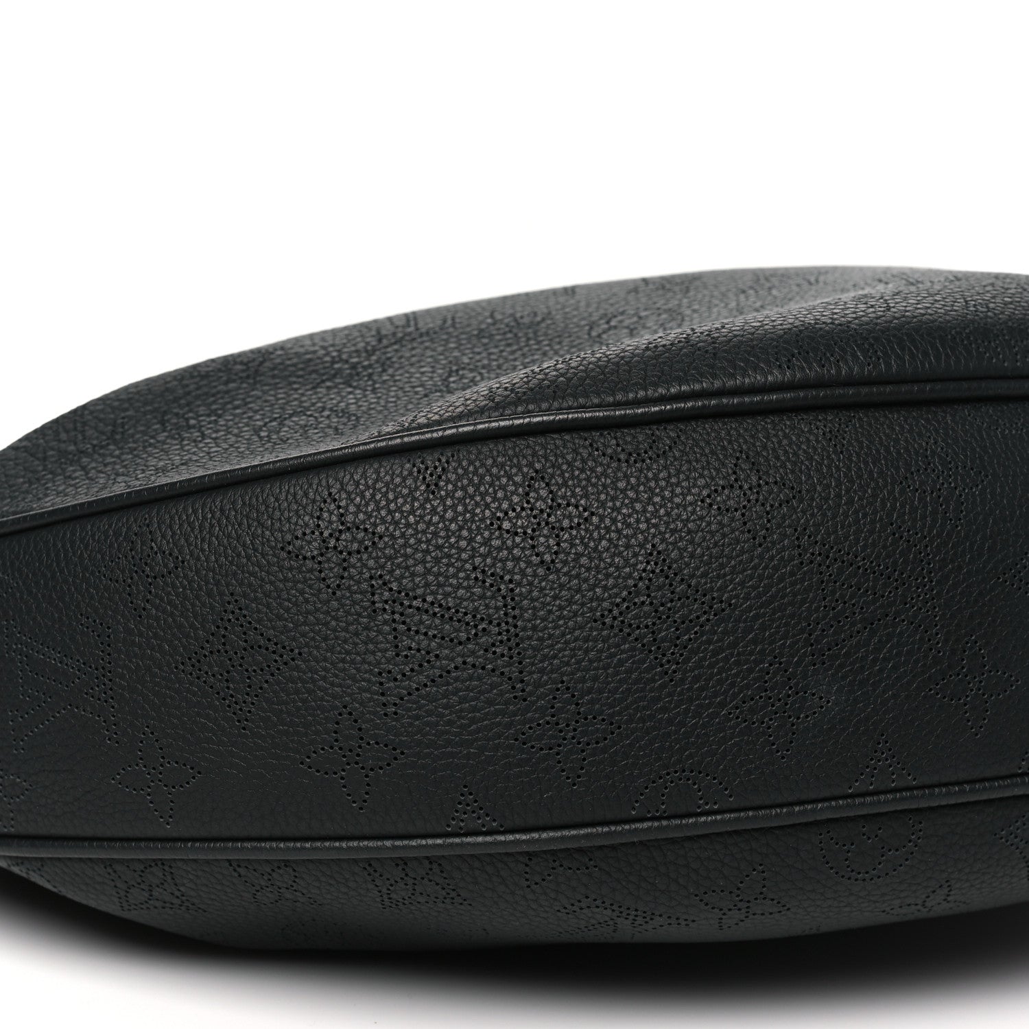 Louis Vuitton Mahina Baia MM Black 1746667 – FASHIONPHILE