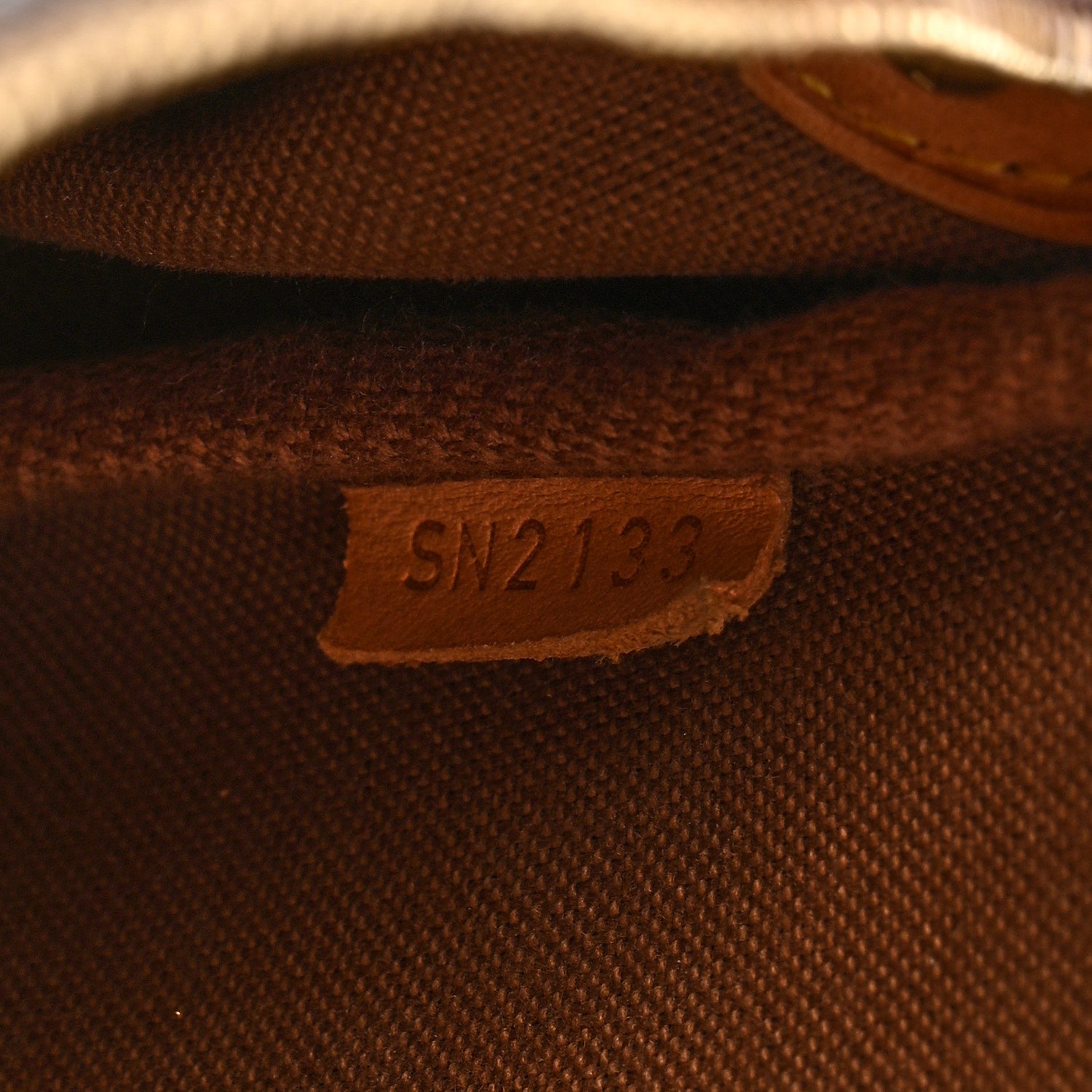 Louis Vuitton Monogram Eva Clutch 7 of 14
