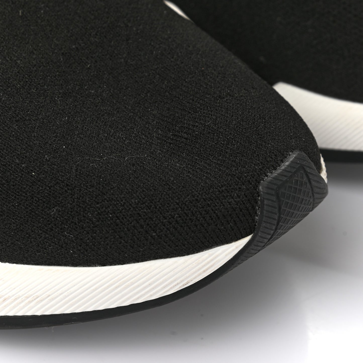 Technical 3D Recycled Knit Bi-Color Sole Womens Speed 2.0 Sneakers 37 Black White