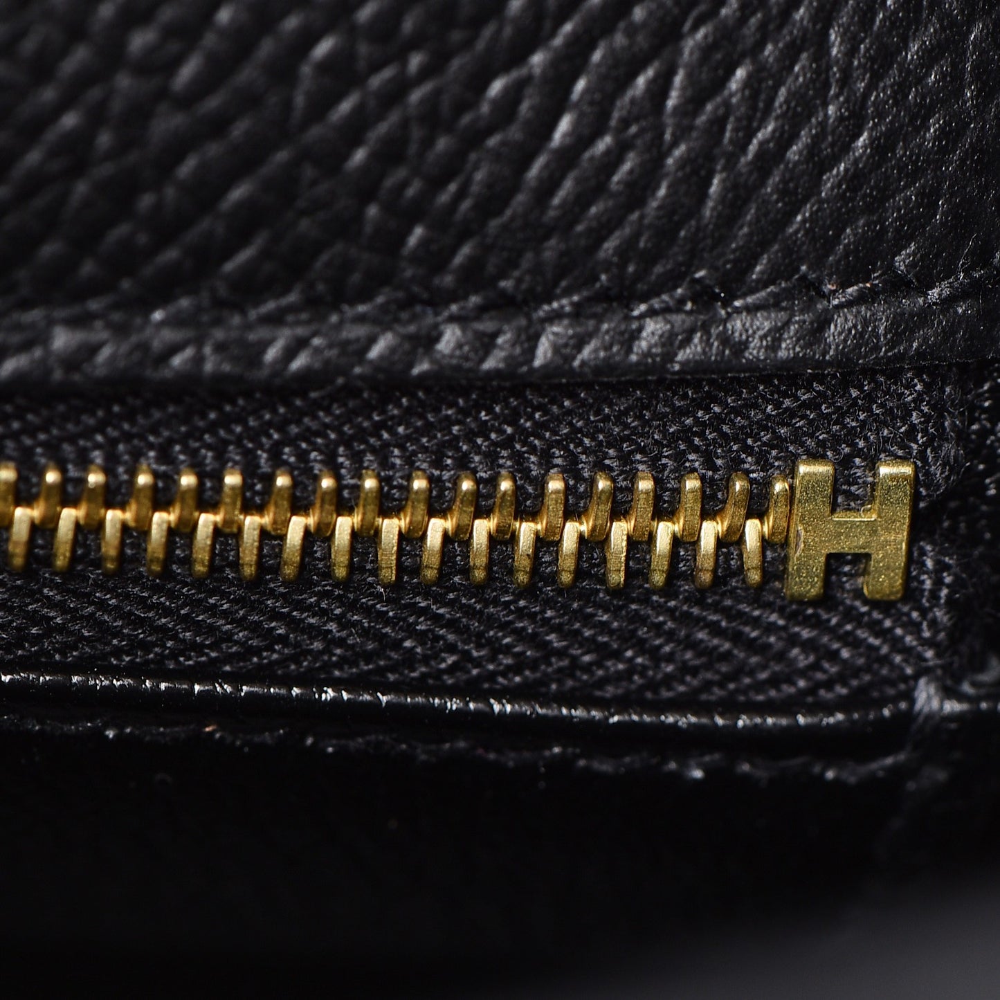 Epsom Kelly Sellier 28 Black