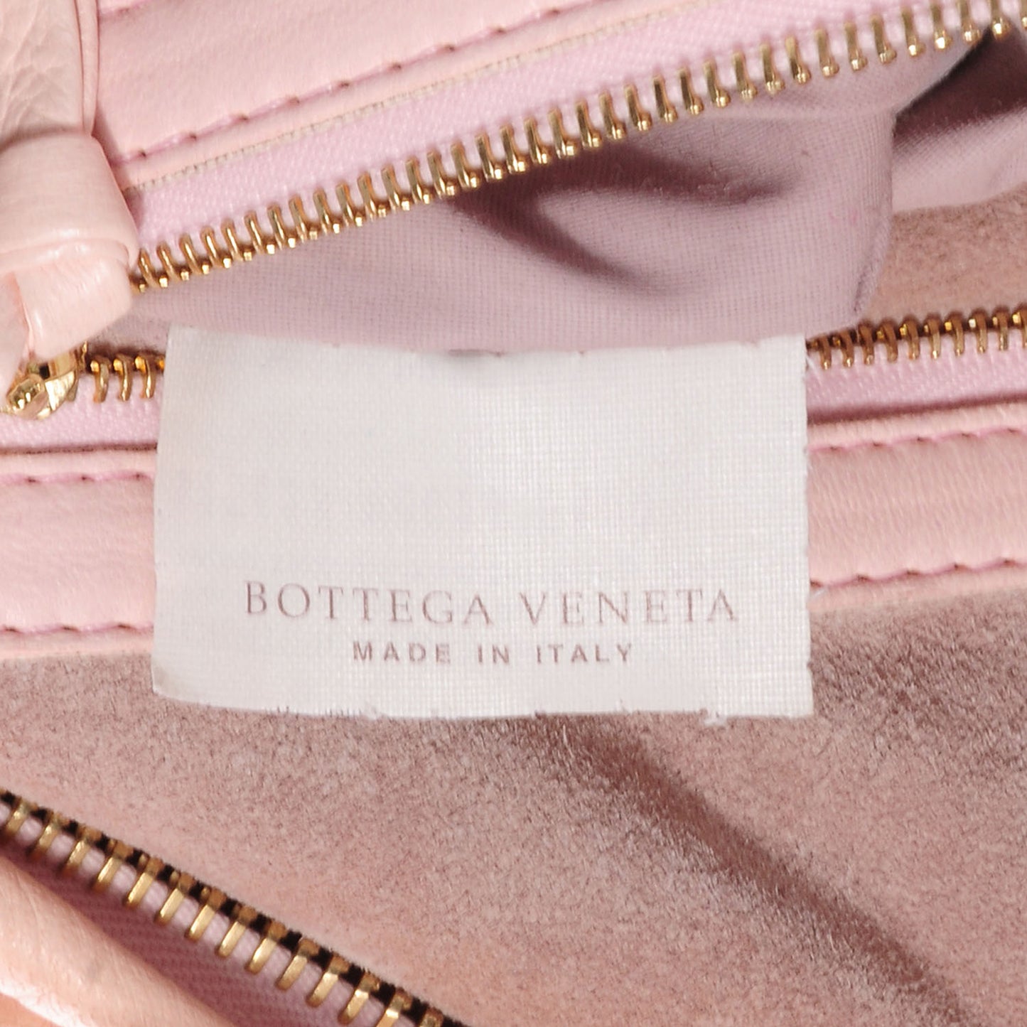 Nappa Intrecciato Medium Veneta Hobo Magnolia