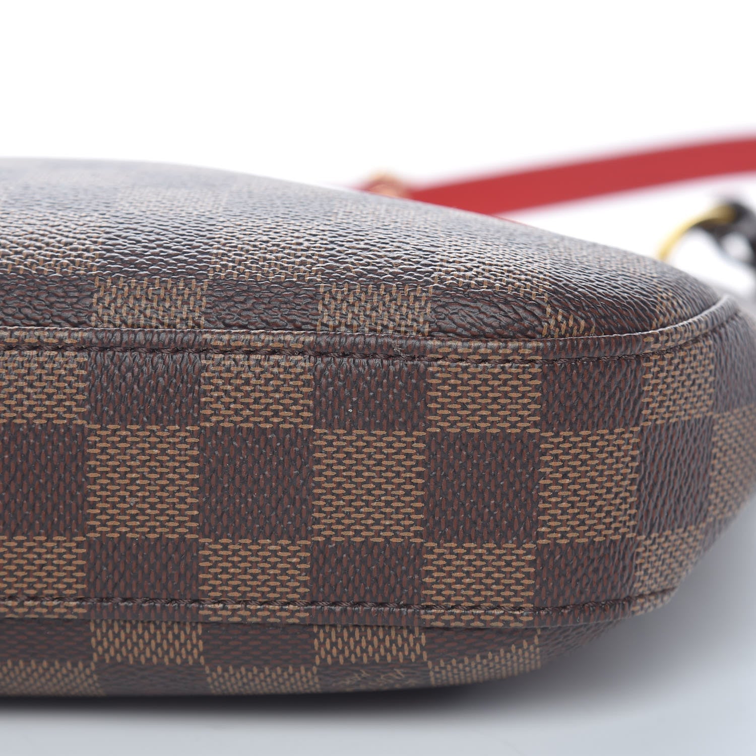 Louis Vuitton Damier Ebene South Bank Besace 12 of 13