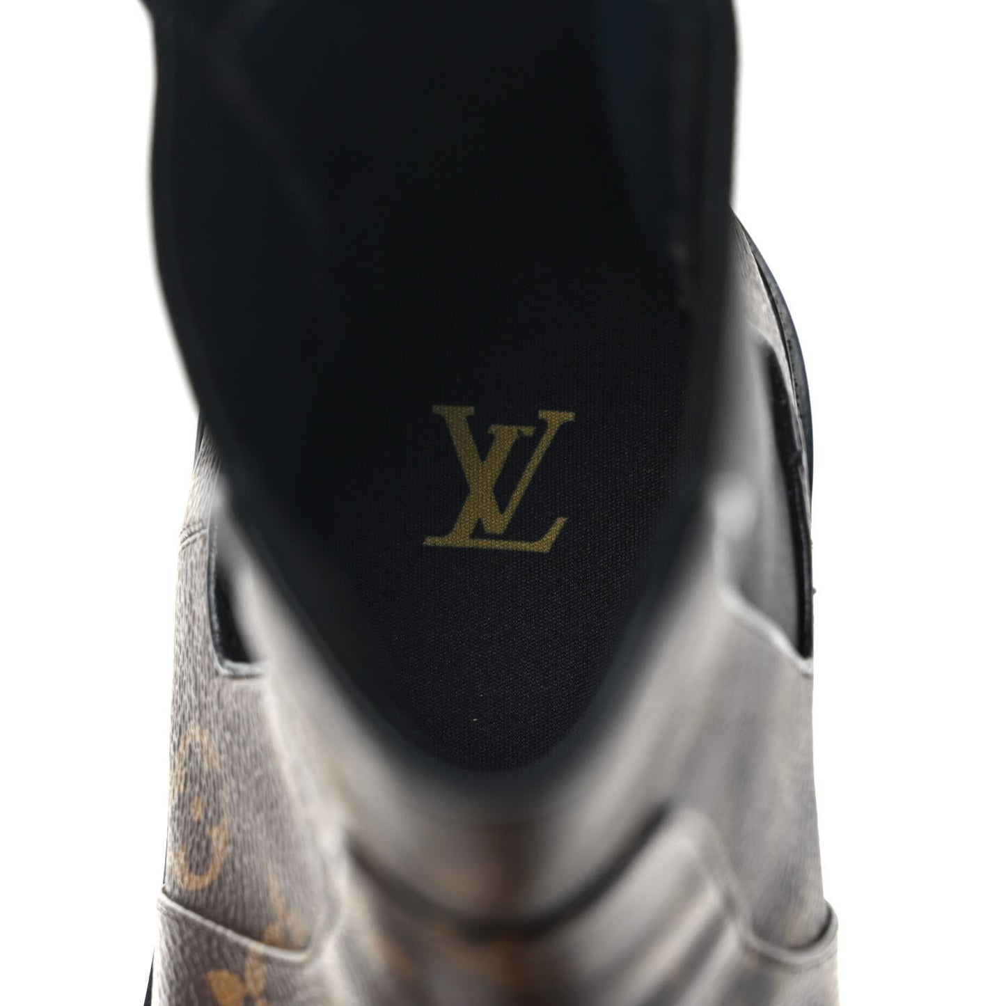 Monogram Black Ice Chelsea Boots 8