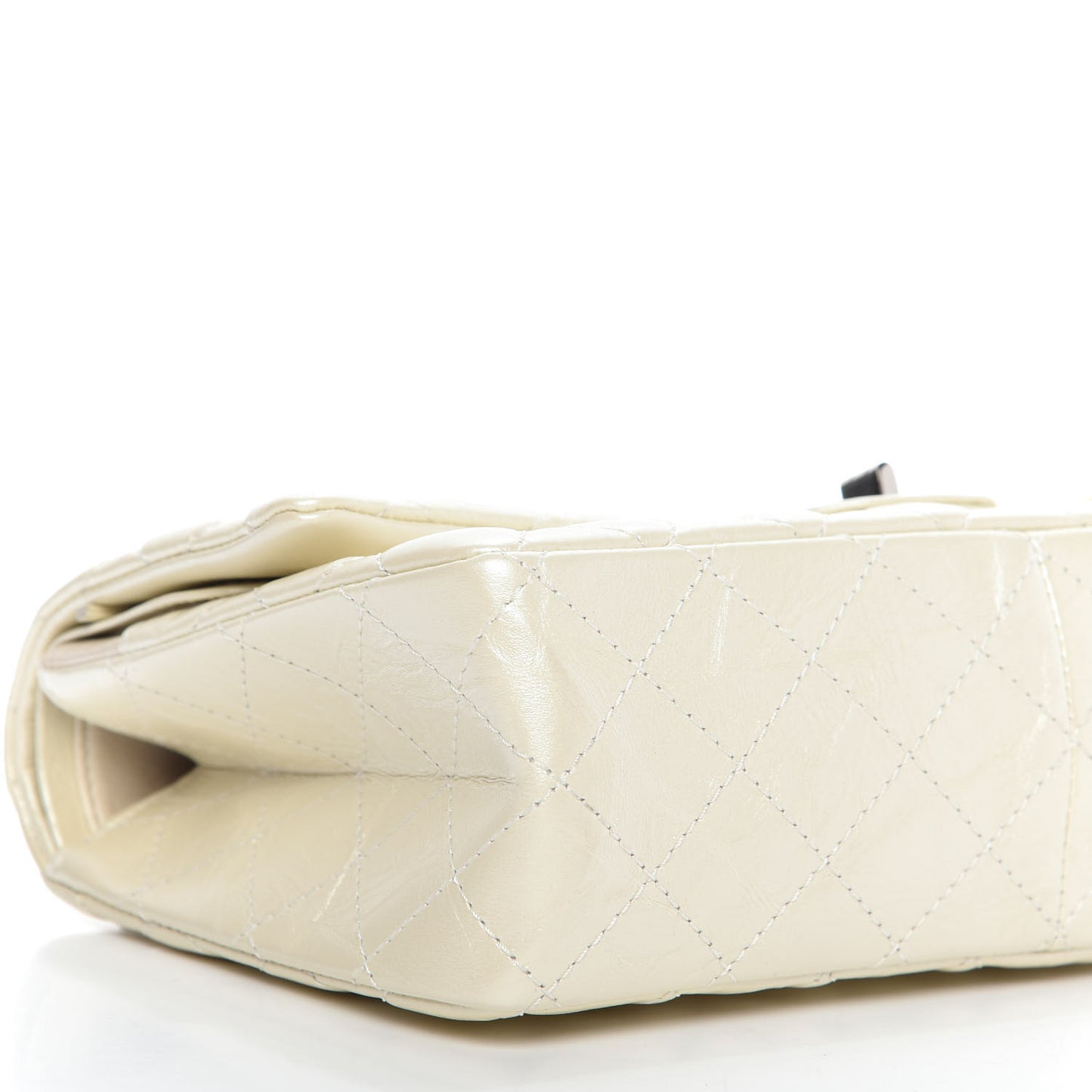 Metallic Aged Calfskin Quilted 2.55 Reissue 226 Flap White
