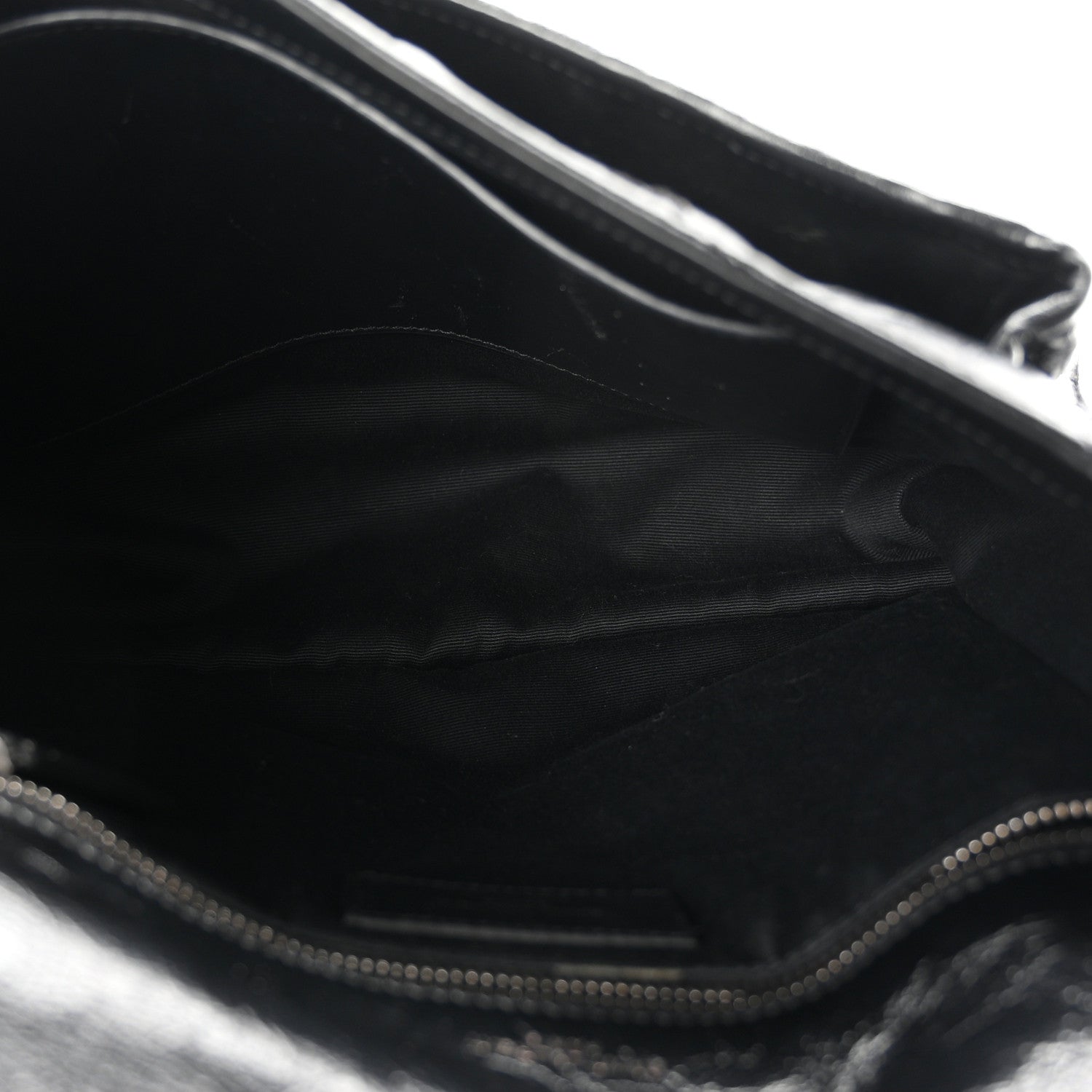 Saint Laurent Crinkled Calfskin Matelasse Monogram Medium Niki Chain Satchel Black 5 of 10