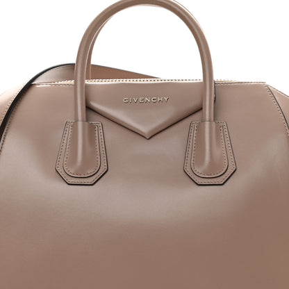 Givenchy Shiny Lord Calfskin Medium Antigona Linen 8 of 10