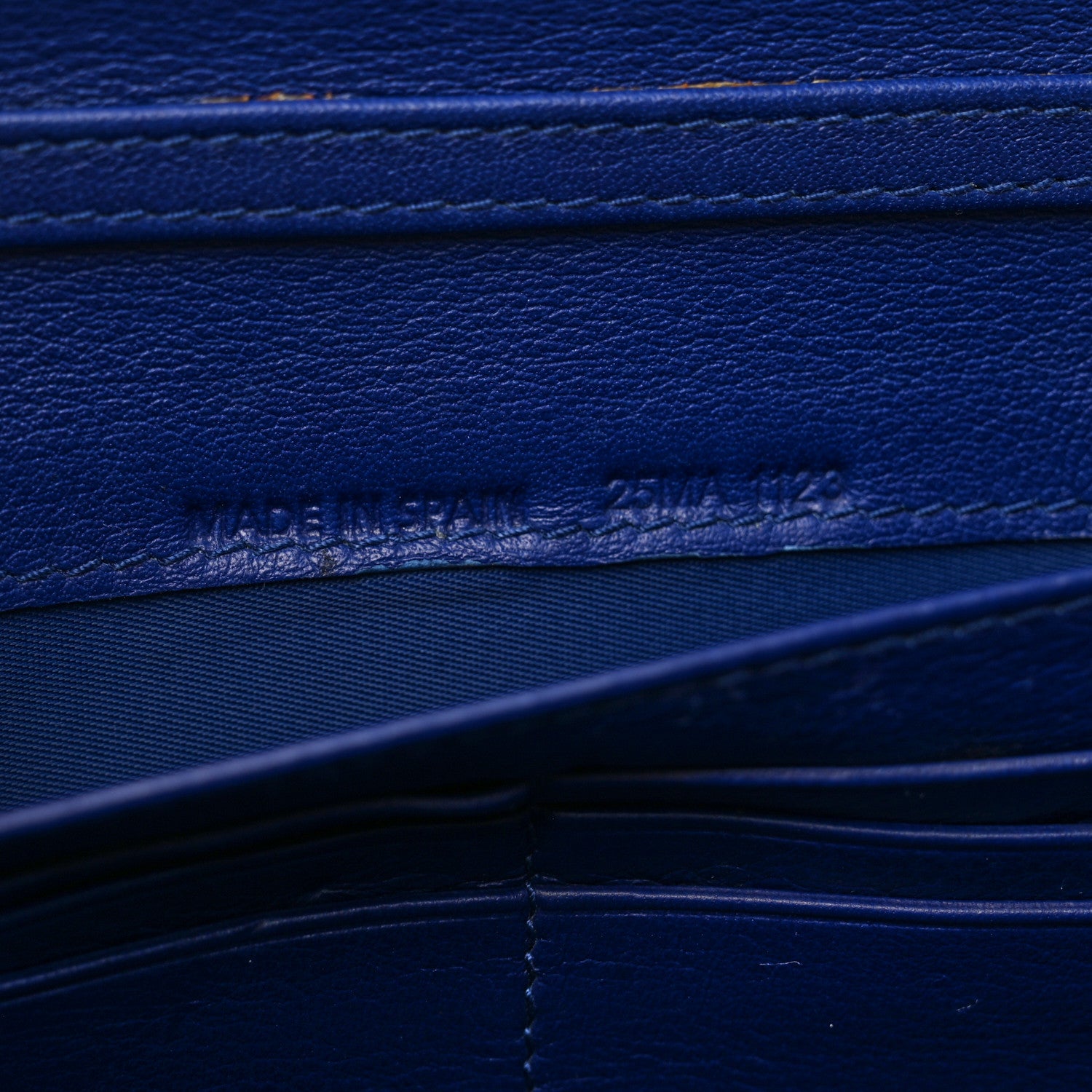 Christian Dior Patent Cannage Lady Dior Rendezvous Wallet On Chain Blue Nuit 7 of 9