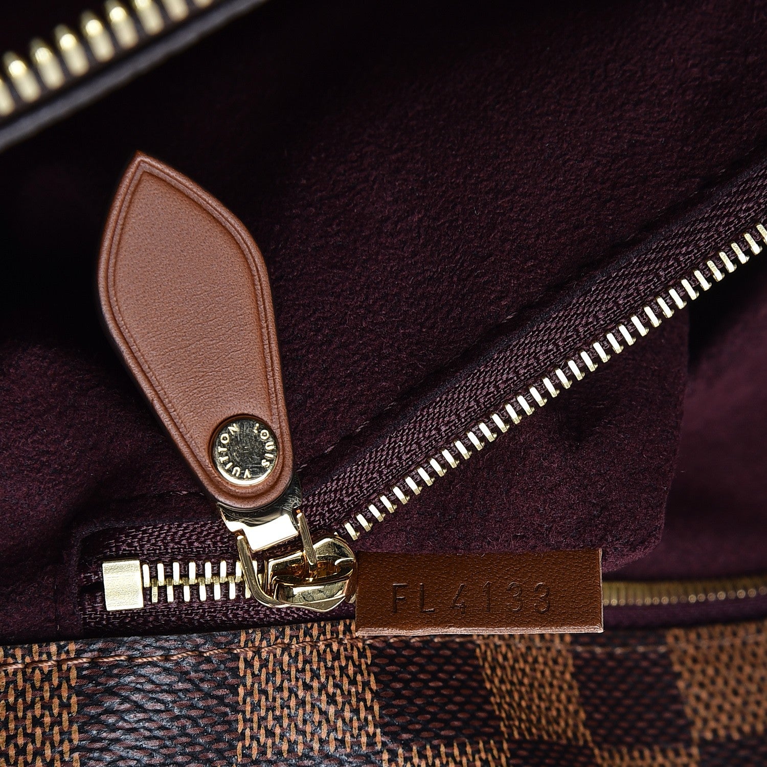 Louis Vuitton Damier Ebene Ascot 7 of 8