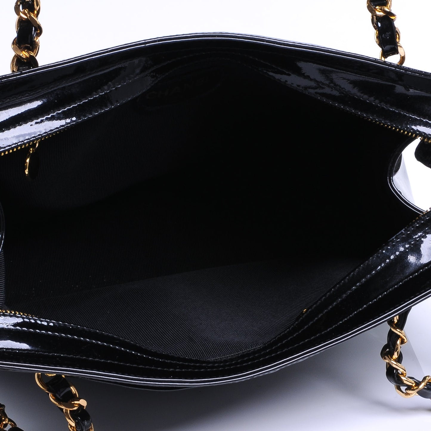Patent CC Shoulder Bag Black