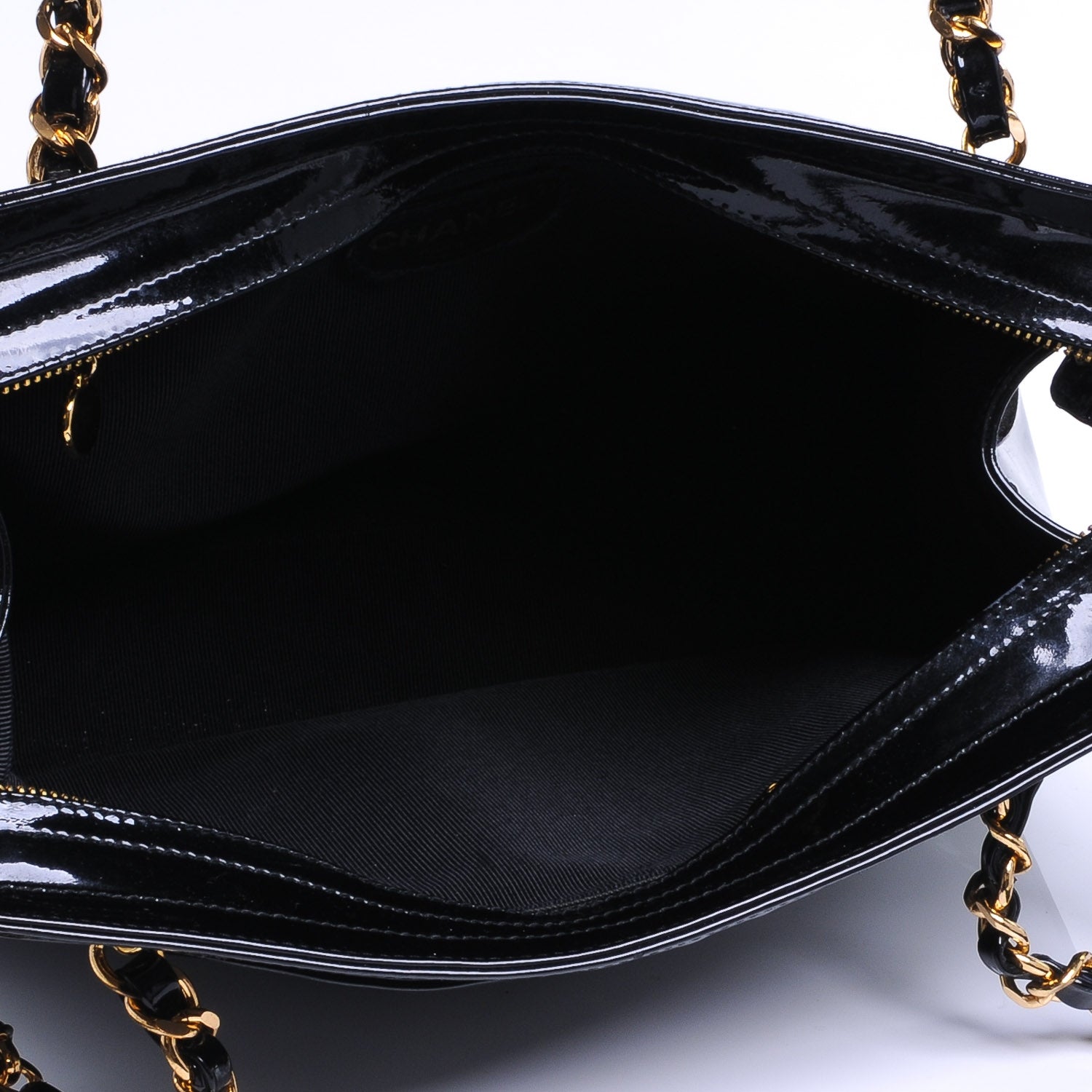 Chanel Patent CC Shoulder Bag Black 7 of 8
