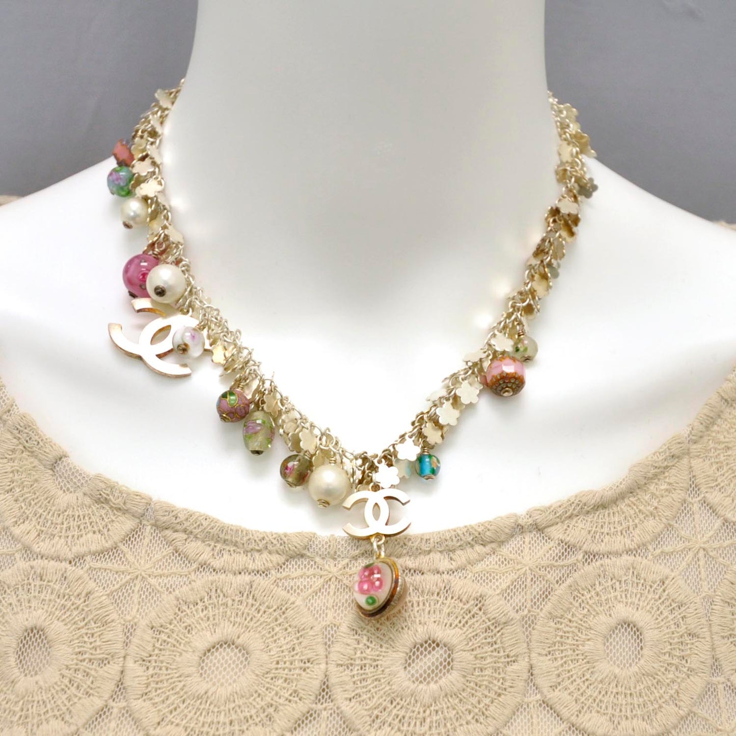 Floral Beaded CC Necklace Gold