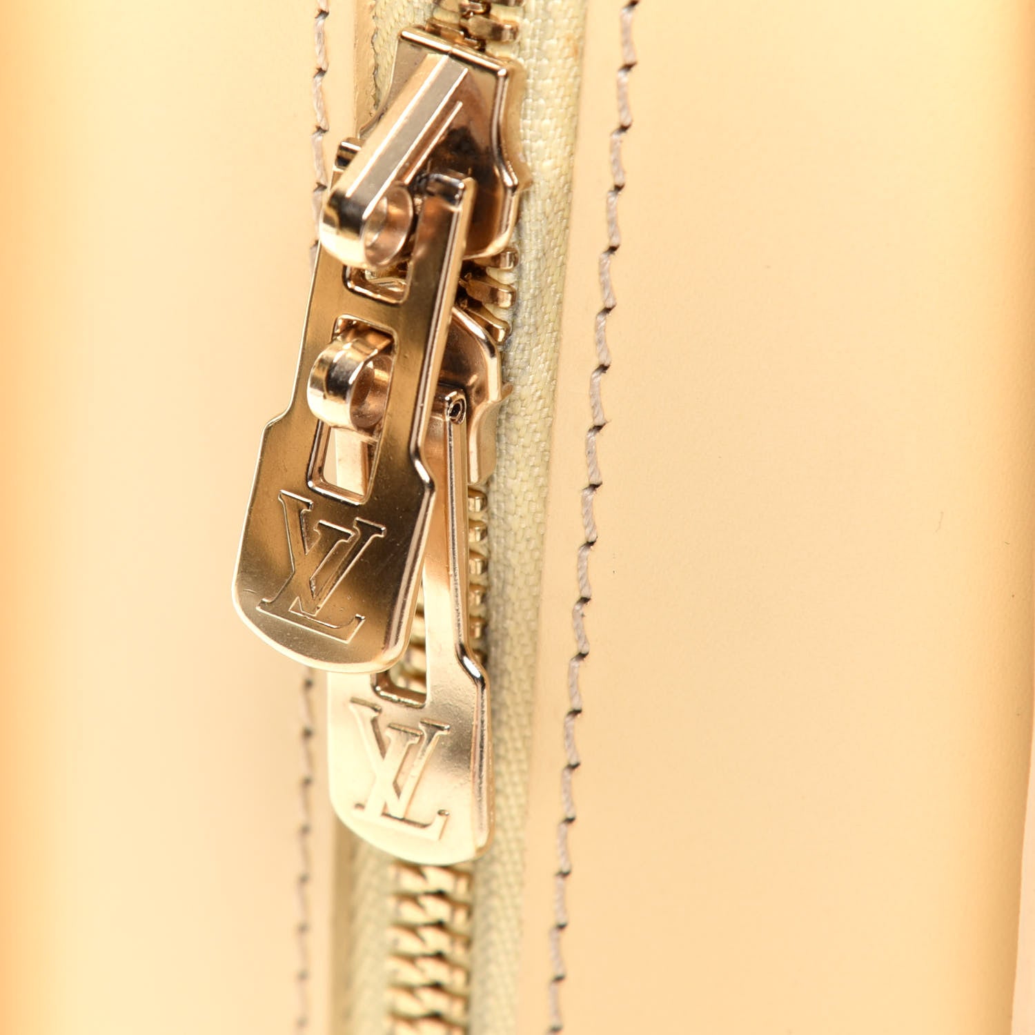 Louis Vuitton Epi Mabillon Backpack Vanilla 15 of 22