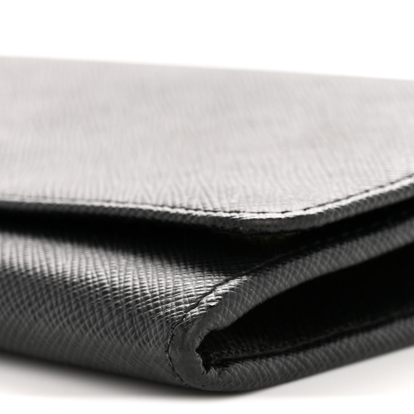 Saffiano Metal Oro Chain Wallet Black