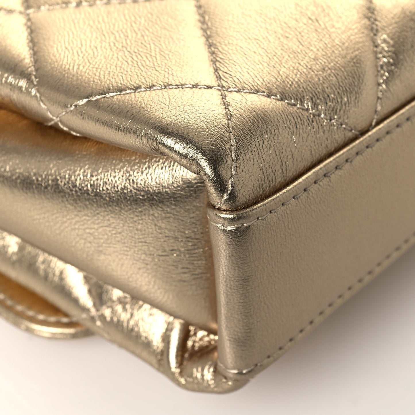 Metallic Lambskin Quilted Mini CC Crystal Logo Chain Flap Gold