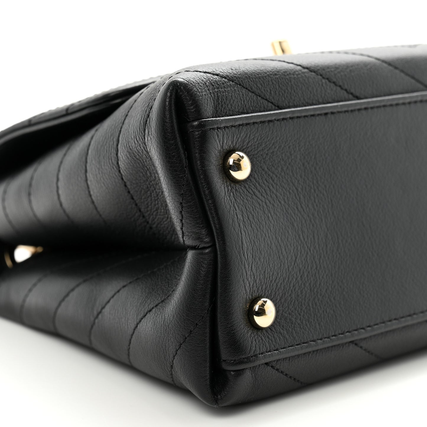 Grained Calfskin Small Chevron Chic Top Handle Flap Black