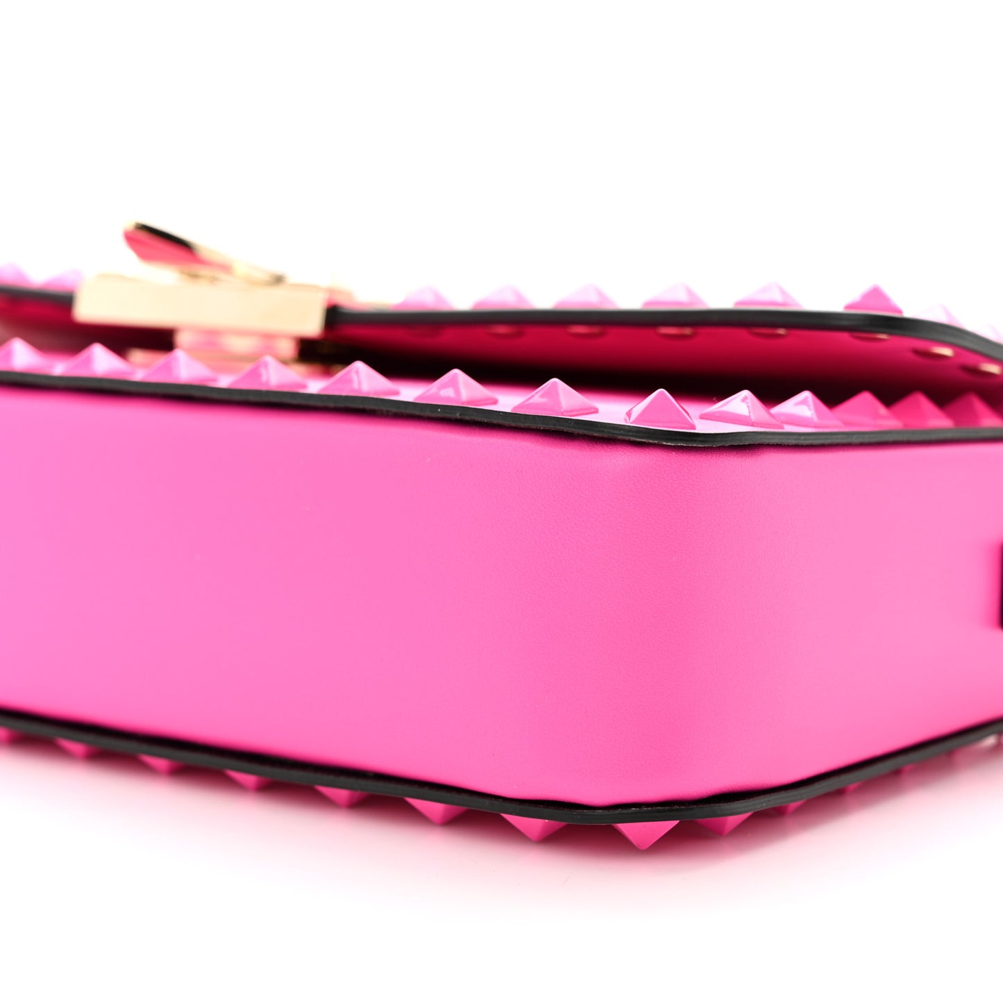 Smooth Calfskin Enamel Tonal E/W Rockstud23 Shoulder Bag Pink PP