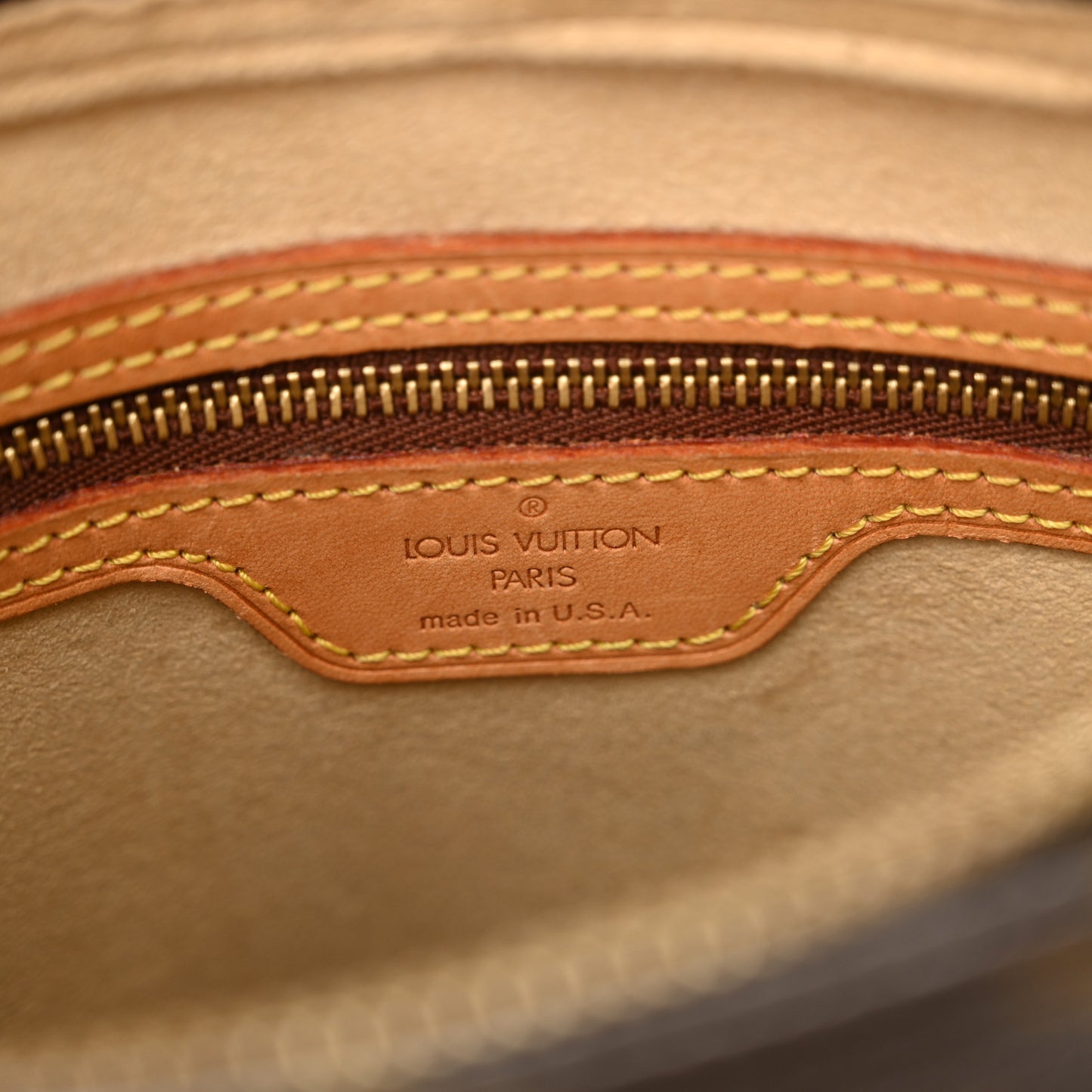 Monogram Looping MM