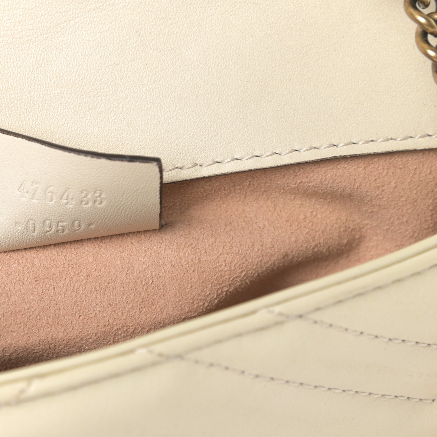 Calfskin Matelasse Super Mini GG Marmont Shoulder Bag White