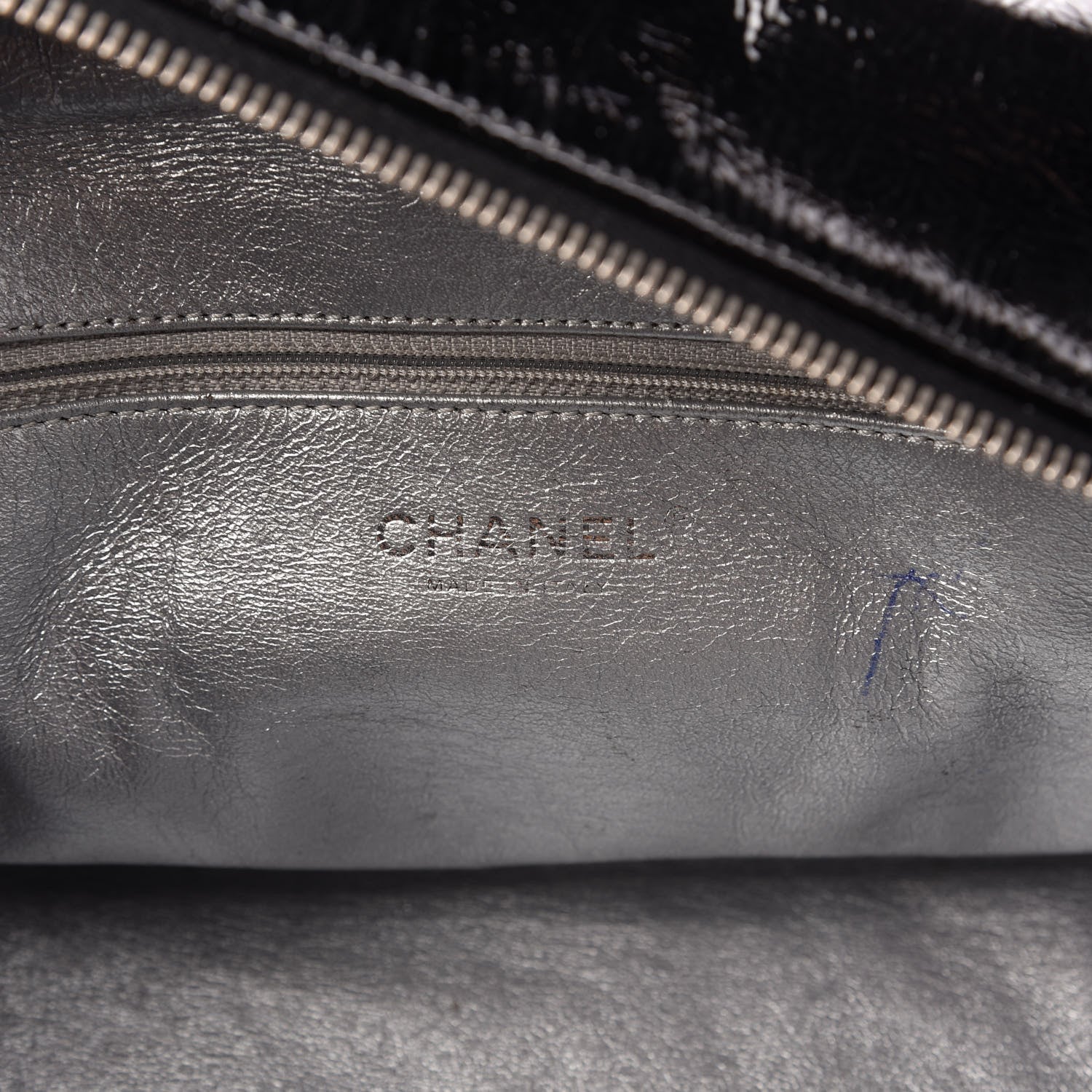 Chanel Patent Medium Luxe Ligne Bowler Black 8 of 9