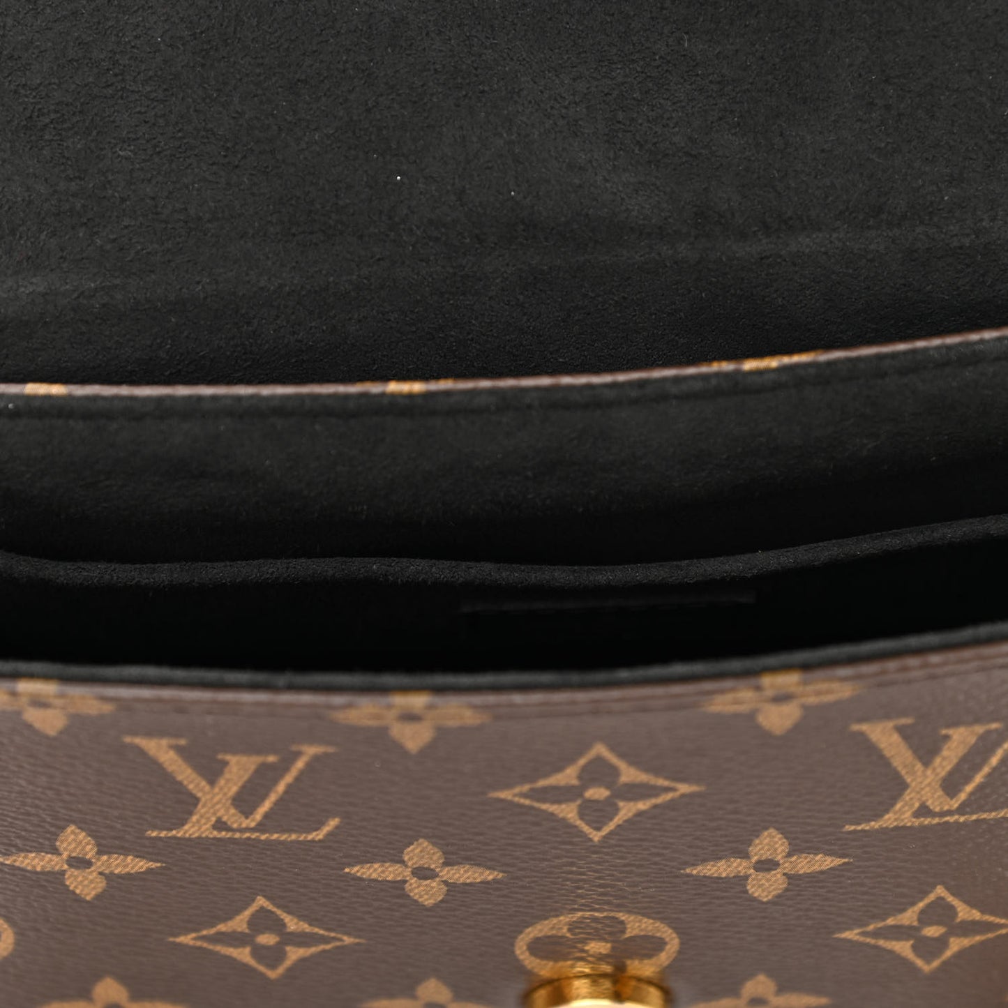Monogram Locky BB Black