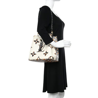 Louis Vuitton Monogram Giant Jungle NéoNoé Ivory 2 of 8