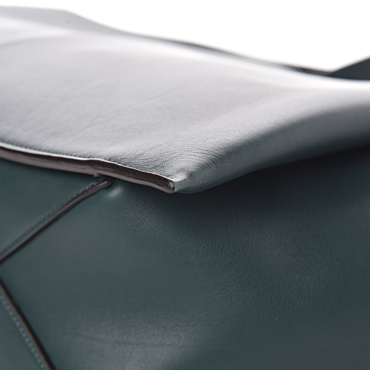 Calfskin Medium Tri-Fold Bag Bottle Green