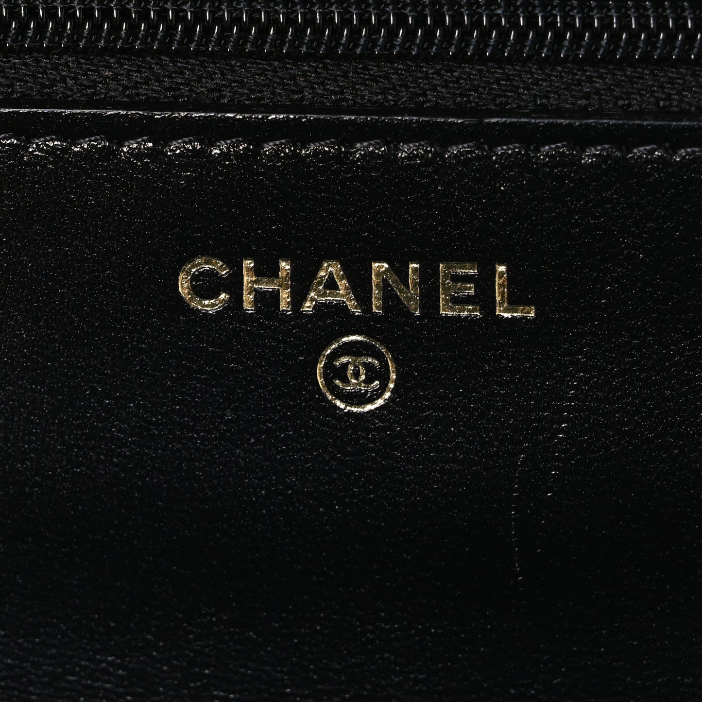 Shiny Lambskin Quilted Golden Links Wallet On Chain WOC Black