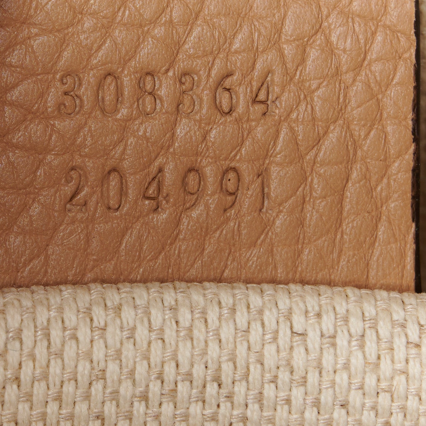 Pebbled Calfskin Small Soho Disco Bag Camelia