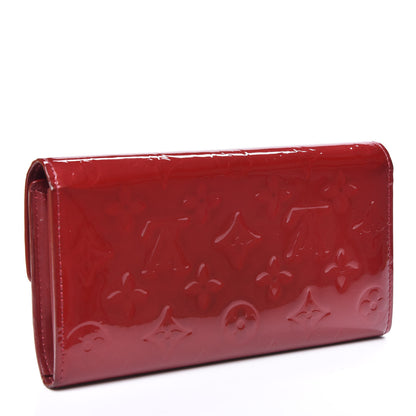 Louis Vuitton Vernis Sarah Wallet Pomme D'Amour 2 of 10